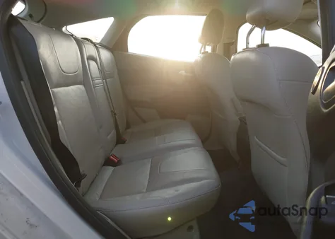 2013 Ford Focus Electric z USA, uszkodzony, nr VIN 1FADP3R42DL126018